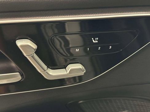 Used 2023 Mercedes-Benz C 300 4MATIC Sedan image 15