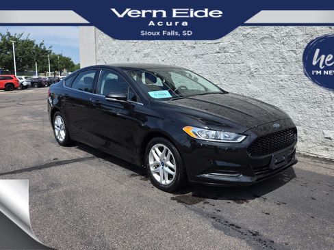 Used 2014 Ford Fusion SE FWD image 1