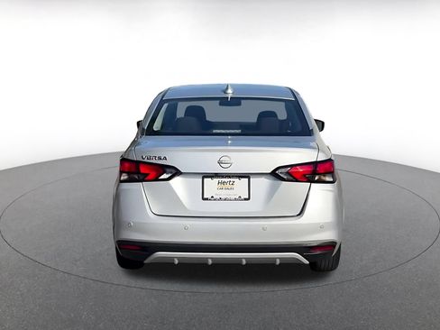 Used 2025 Nissan Versa SV FWD image 12