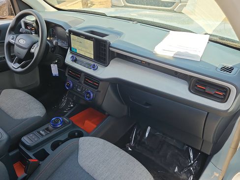 Used 2022 Ford Maverick XLT FWD image 26