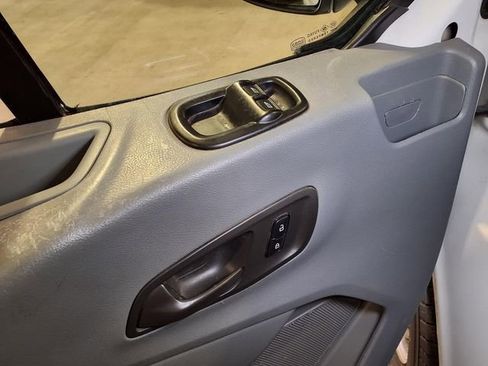 Used 2018 Ford Transit 350 XL RWD image 19