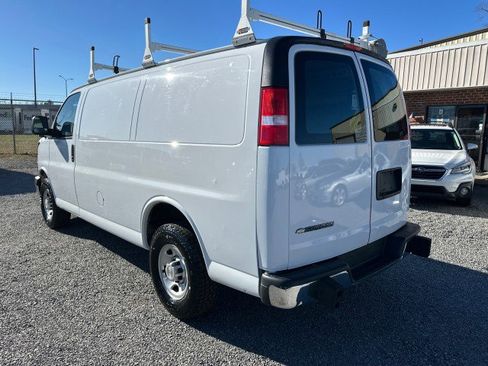 Used 2020 Chevrolet Express 2500 w/ Driver Convenience Package image 11