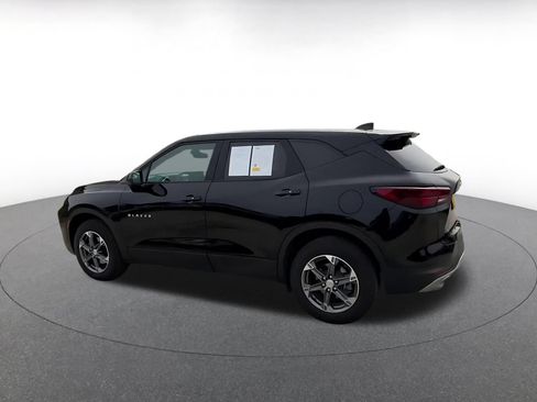 Used 2025 Chevrolet Blazer LT FWD image 10