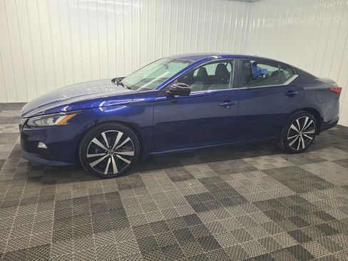 Used 2019 Nissan Altima 2.5 SR AWD/4WD image 8