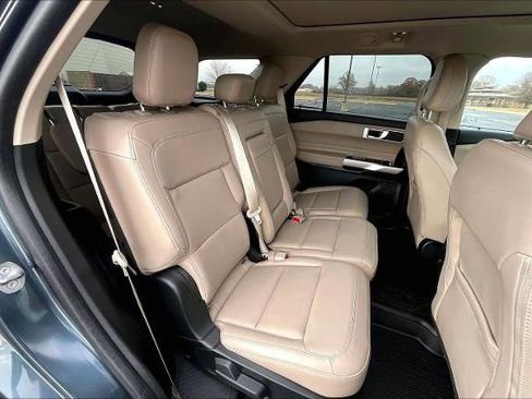 Certified 2023 Ford Explorer XLT w/ Equipment Group 202A image 17