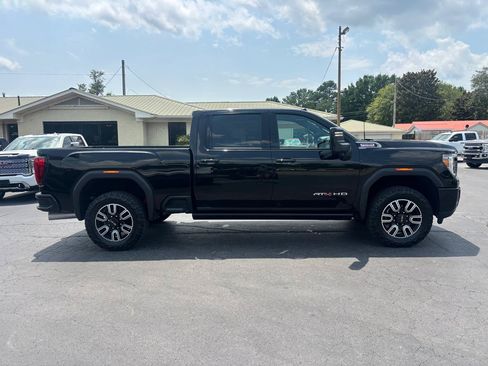 Used 2023 GMC Sierra 2500 AT4 w/ AT4 Premium Plus Package AWD/4WD image 4