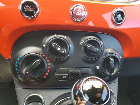 Used 2016 FIAT 500 Sport image 18