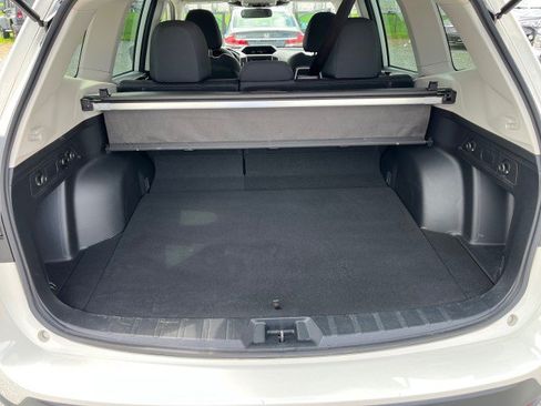 Used 2023 Subaru Forester Premium AWD/4WD image 16
