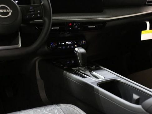 New 2026 Nissan Kicks SV image 15