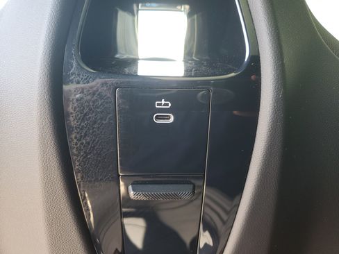 Used 2024 BMW iX xDrive50 w/ Sport Package AWD/4WD image 25