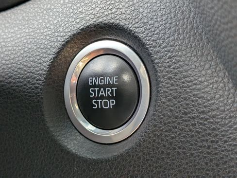 Used 2024 Toyota Corolla SE image 22