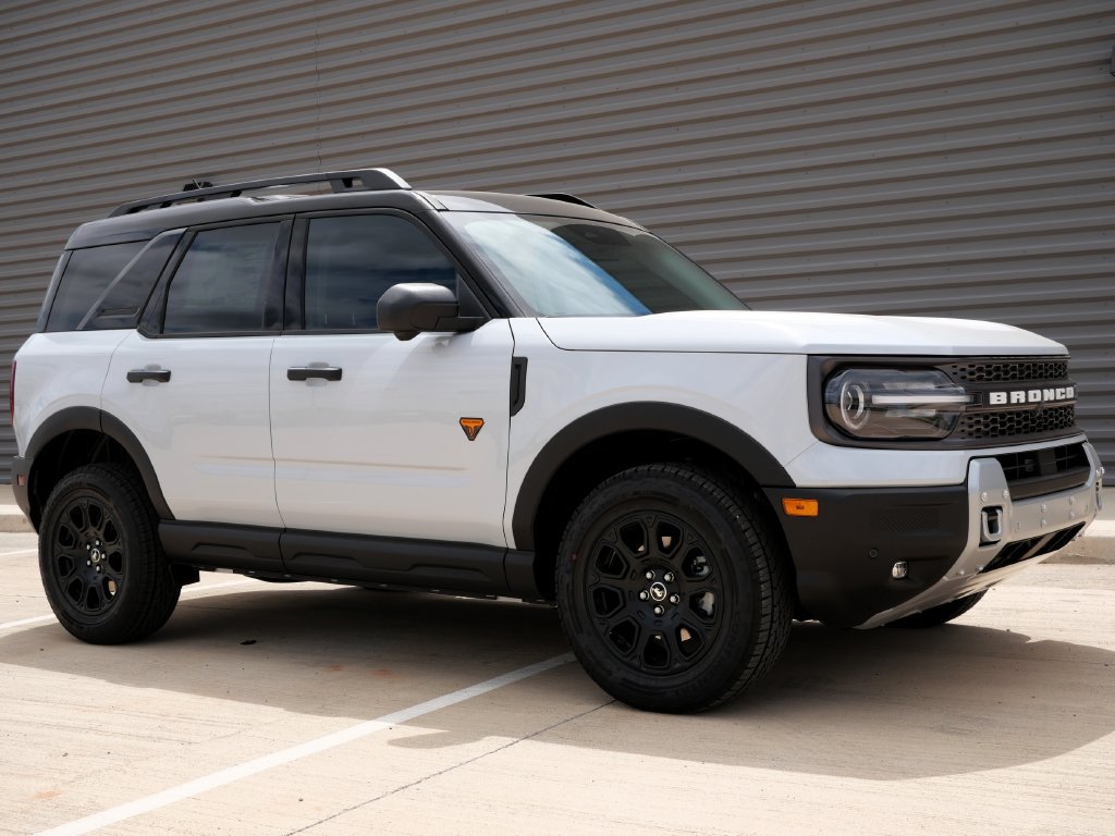New 2026 Ford Bronco Sport Badlands w/ Badlands Tech Package AWD/4WD image 1