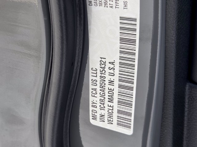 New 2027 Jeep Grand Cherokee Altitude RWD image 30