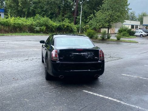 Used 2014 Chrysler 300 S AWD/4WD image 6