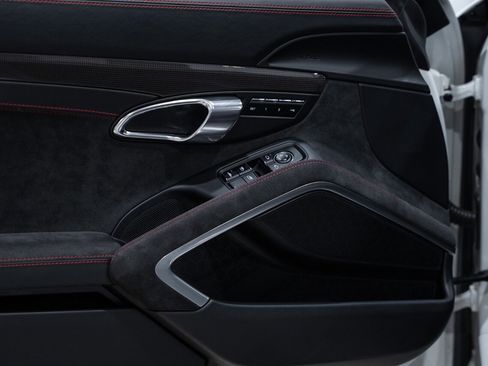 Used 2018 Porsche 911 Carrera GTS RWD image 29