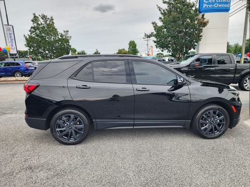 Used 2024 Chevrolet Equinox RS FWD image 3