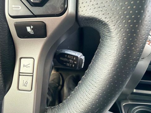 Used 2021 Toyota 4Runner SR5 AWD/4WD image 15