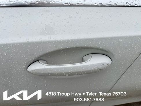 Used 2025 BMW 330i Sedan RWD image 6