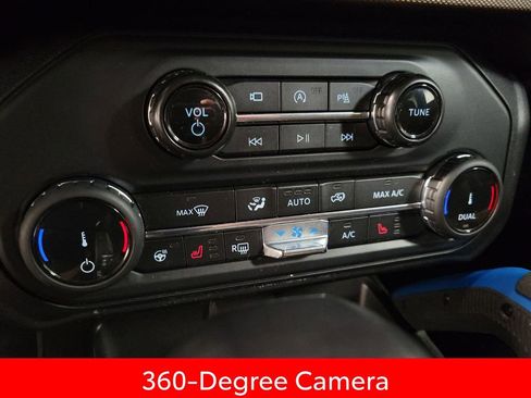 Used 2022 Ford Bronco Outer Banks w/ Sasquatch Package AWD/4WD image 17