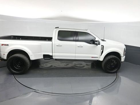 Used 2024 Ford F450 Limited w/ FX4 Off-Road Package AWD/4WD image 29