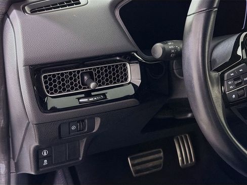 Used 2024 Honda Civic Sport image 12