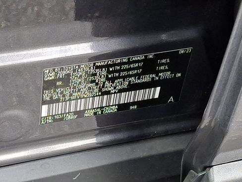 Used 2023 Toyota RAV4 XLE image 28