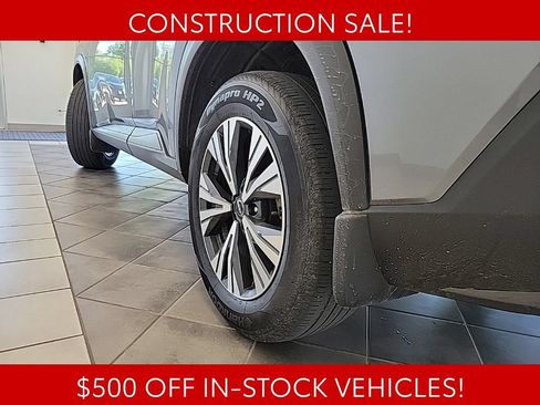 Used 2023 Nissan Rogue SV w/ SV Premium B Package AWD/4WD image 17