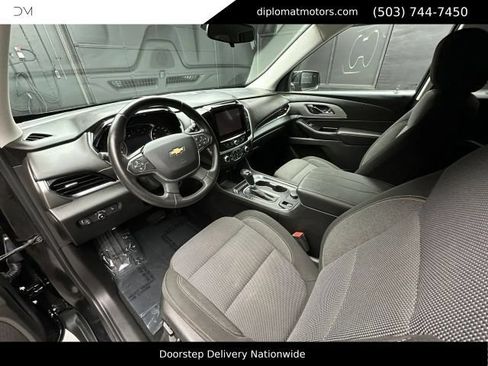 Used 2019 Chevrolet Traverse LT AWD/4WD image 17