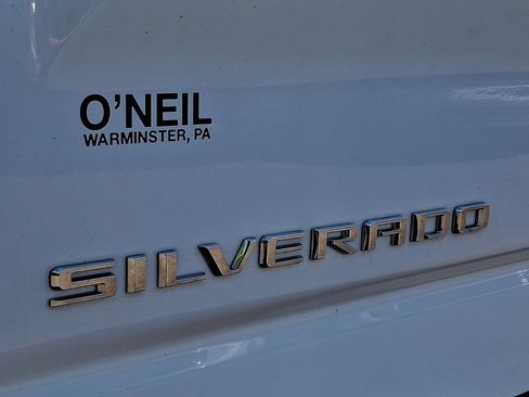 Certified 2022 Chevrolet Silverado 1500 LT AWD/4WD image 32