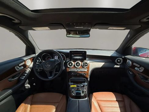 Used 2018 Mercedes-Benz GLC 300 4MATIC image 12