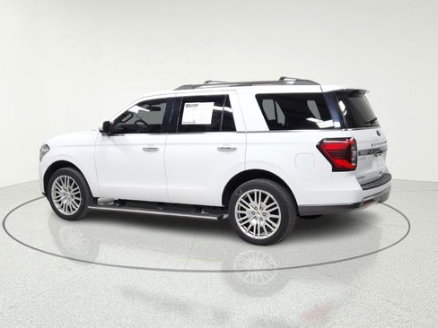 Used 2024 Ford Expedition Limited AWD/4WD image 6