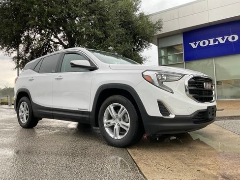 Used 2021 GMC Terrain SLE FWD image 1