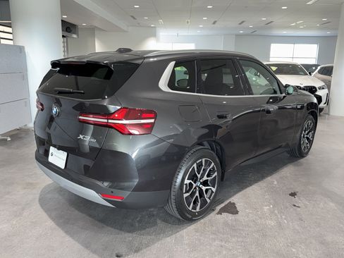New 2026 BMW X3 xDrive30 w/ Premium Package image 7