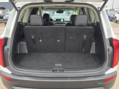 Used 2022 Kia Telluride EX w/ EX Premium Package AWD/4WD image 12