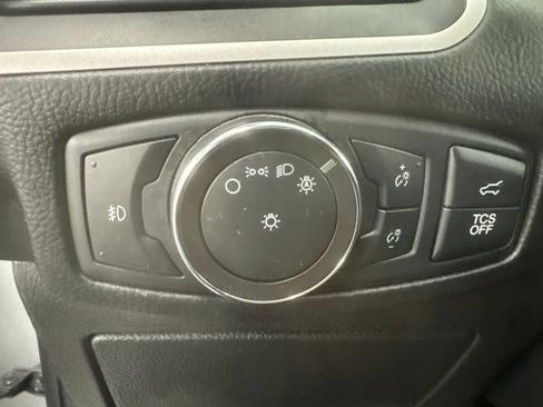 Used 2021 Ford Edge SEL w/ Convenience Package FWD image 22