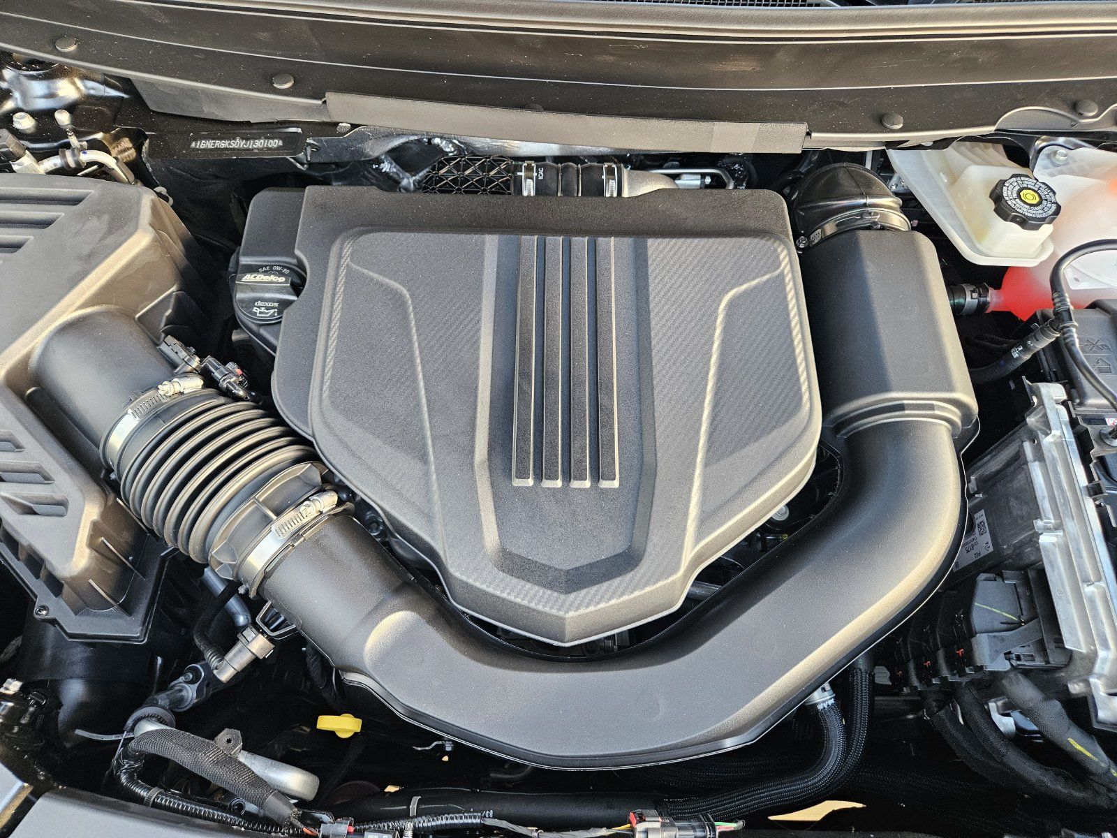New 2027 Chevrolet Traverse LT FWD image 27