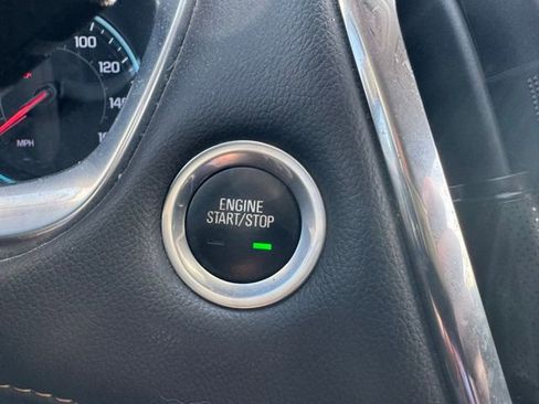 Used 2021 Chevrolet Traverse RS w/ LPO, Floor Liner Package image 20