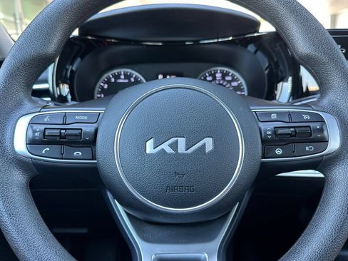 Used 2024 Kia K5 LXS FWD image 34