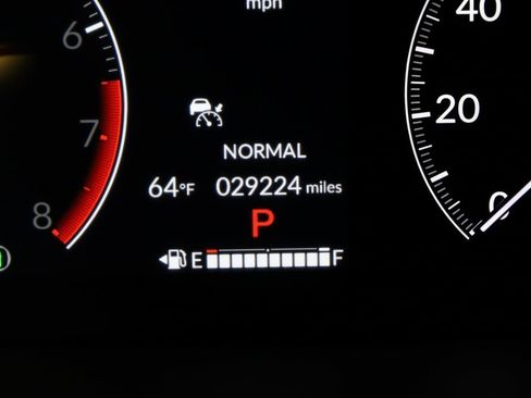 Used 2023 Honda Pilot Touring image 38