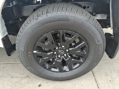 New 2026 Nissan Frontier SV AWD/4WD image 10