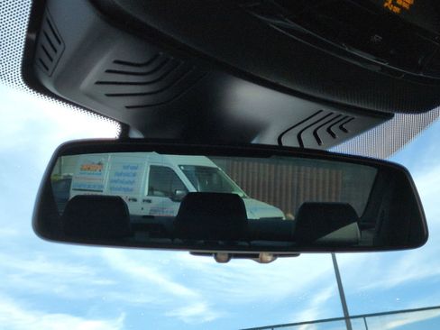 Used 2019 BMW 530e w/ Convenience Package image 27