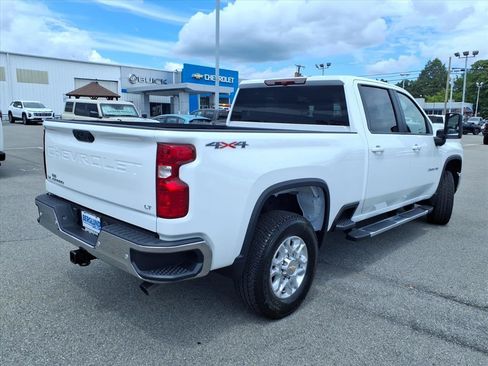 New 2026 Chevrolet Silverado 2500 LT w/ All Star Edition AWD/4WD image 4