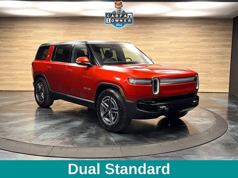Used 2025 Rivian R1S Adventure AWD/4WD image 1