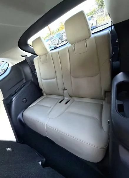 Used 2018 MAZDA CX-9 Touring FWD image 22