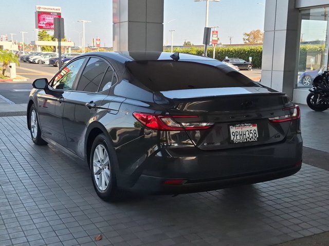 Used 2025 Toyota Camry LE w/ Convenience Package FWD image 11