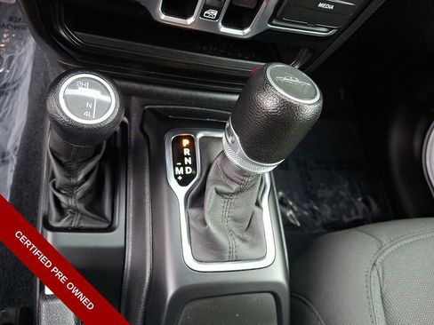 Used 2022 Jeep Gladiator Sport AWD/4WD image 21