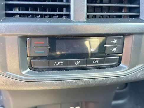 Used 2022 Volkswagen Atlas SE w/ Panoramic Sunroof Package AWD/4WD image 18
