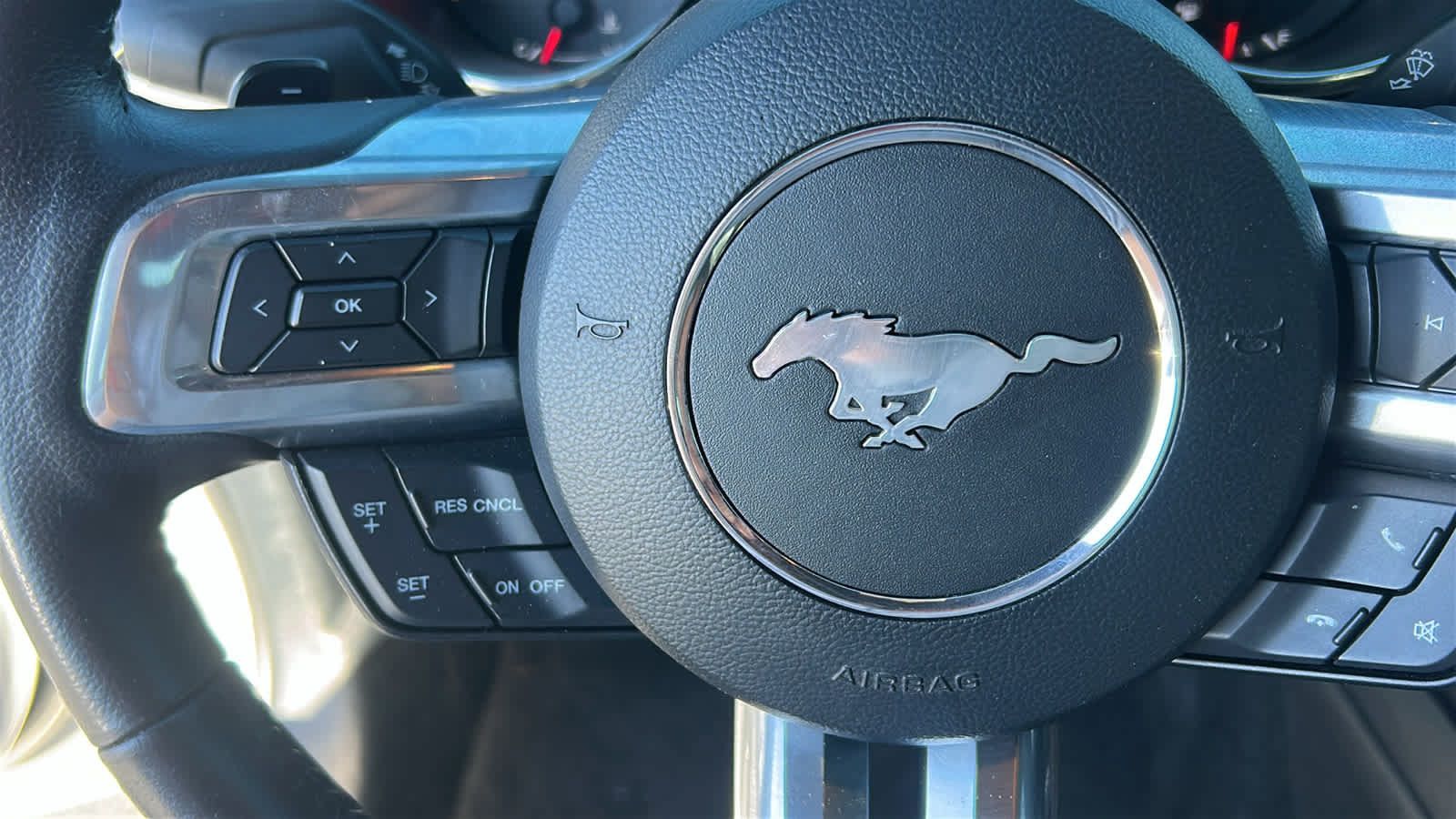 Used 2015 Ford Mustang GT Premium RWD image 19