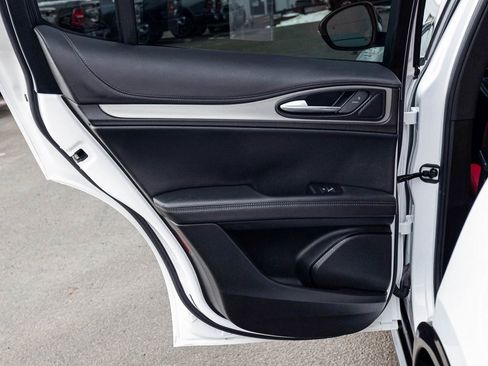 Used 2024 Alfa Romeo Stelvio Veloce image 14