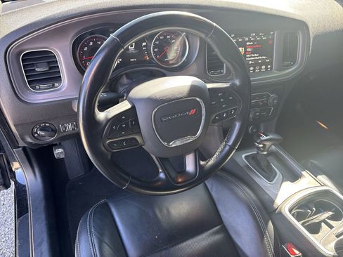 Used 2023 Dodge Charger GT w/ Technology Group image 18